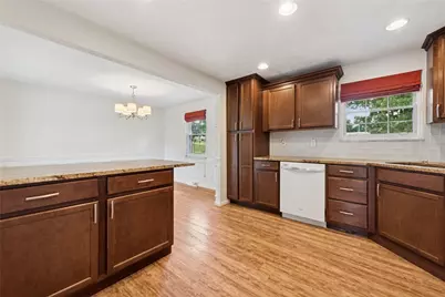 103 Ruth Dr, Hempfield Township, PA 15639 - Photo 9