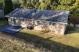 344 Jo Ann Dr, Monessen, PA 15062 - Photo 3