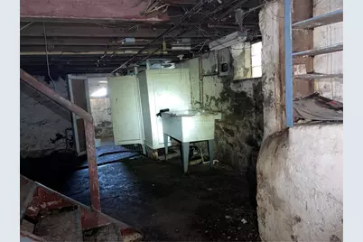 124 E 15th Ave, Homestead, PA 15120 - Photo 11