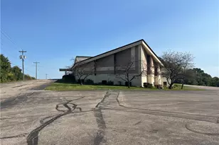 4019 US-422, Pulaski Township, PA 16143 - Photo 1