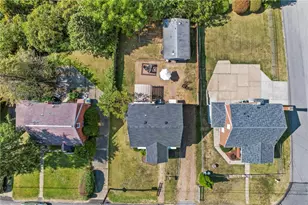 2002 Vermont Ave, West Mifflin, PA 15122 - Photo 25