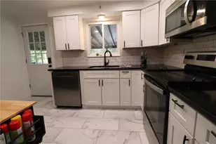 1677 Galeton Dr, Pittsburgh, PA 15147 - Photo 15