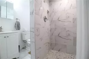 1677 Galeton Dr, Pittsburgh, PA 15147 - Photo 39