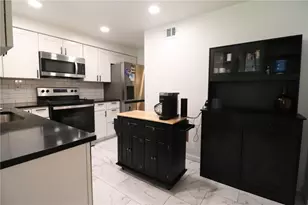 1677 Galeton Dr, Pittsburgh, PA 15147 - Photo 11