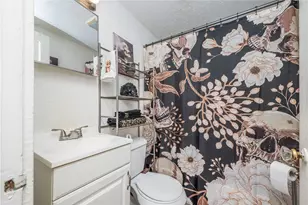 3850 Sunview Dr, Pittsburgh, PA 15227 - Photo 13