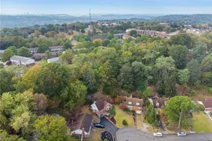 42 Barton Dr, Pittsburgh, PA 15221 - Photo 37