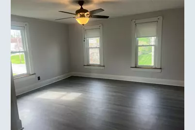 1809 W 11th St, Patterson Township, PA 15010 - Photo 11