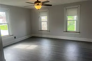 1809 W 11th St, Patterson Township, PA 15010 - Photo 11