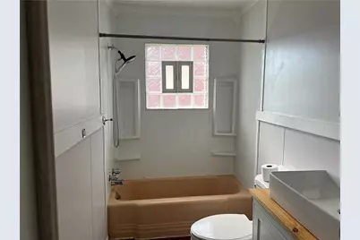 1809 W 11th St, Patterson Township, PA 15010 - Photo 11