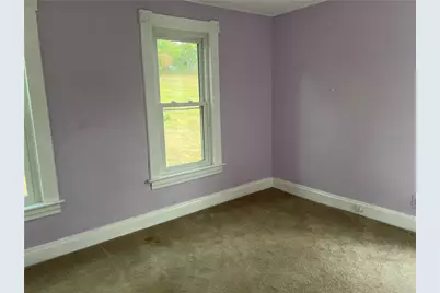 1809 W 11th St, Patterson Township, PA 15010 - Photo 13