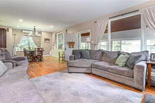 2307 Mt Royal Blvd, Pittsburgh, PA 15116 - Photo 9