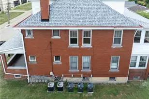 1096 - 1098 Valley St, Stowe Township, PA 15136 - Photo 3