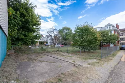 1096 - 1098 Valley St, Stowe Township, PA 15136 - Photo 23
