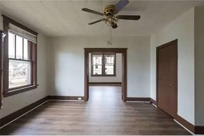 1096 - 1098 Valley St, Stowe Township, PA 15136 - Photo 13