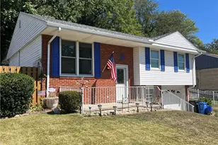 359 Butterfield Dr, North Huntingdon, PA 15642 - Photo 1