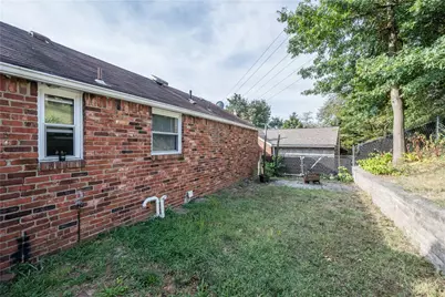 3816 Sunview Drive, Pittsburgh, PA 15227 - Photo 13