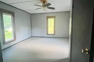 1247 Walnut St, Stoneboro, PA 16153 - Photo 17