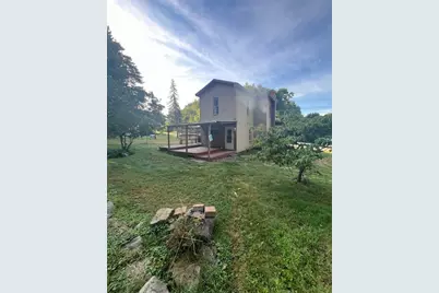 1247 Walnut St, Stoneboro, PA 16153 - Photo 3