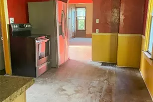 1247 Walnut St, Stoneboro, PA 16153 - Photo 7