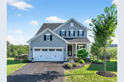 3033 Eagle Ridge Dr, Middlesex Township, PA 16059 - Photo 1