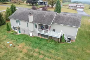 3777 Grandview Rd, Ellwood City, PA 16117 - Photo 9