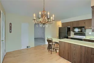 5202 Harvard Dr, Hopewell Township, PA 15001 - Photo 13