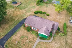 5202 Harvard Dr, Hopewell Township, PA 15001 - Photo 37