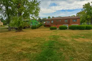 5202 Harvard Dr, Hopewell Township, PA 15001 - Photo 33