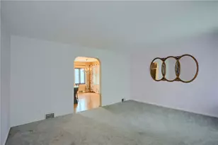 5202 Harvard Dr, Hopewell Township, PA 15001 - Photo 7