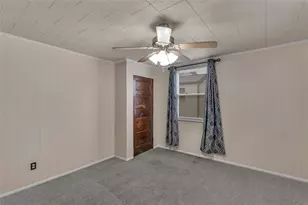 323 Sycamore St, Vandergrift, PA 15690 - Photo 19