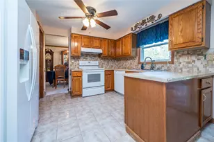 1005 Jeff Dr, South Park, PA 15129 - Photo 9