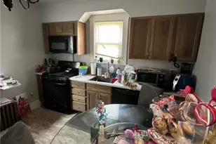 610 10th St, Pitcairn, PA 15140 - Photo 5