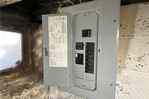 610 10th St, Pitcairn, PA 15140 - Photo 9