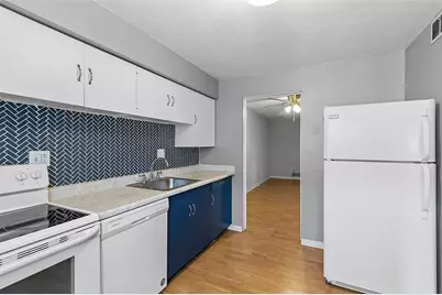 3719 Allendale Circle, Pittsburgh, PA 15204 - Photo 9