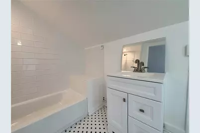 5835 Douglas St #3, Pittsburgh, PA 15217 - Photo 13