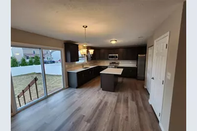 236 Horse Shoe Dr, Findlay Township, PA 15026 - Photo 7