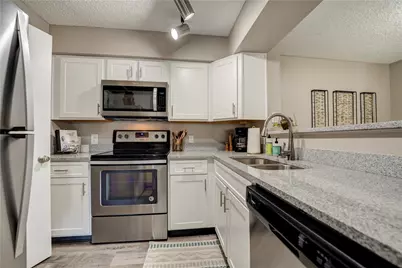 35 Highland Rd, Bethel Park, PA 15102 - Photo 39