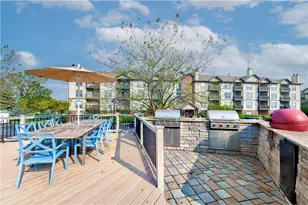 35 Highland Rd, Bethel Park, PA 15102 - Photo 11