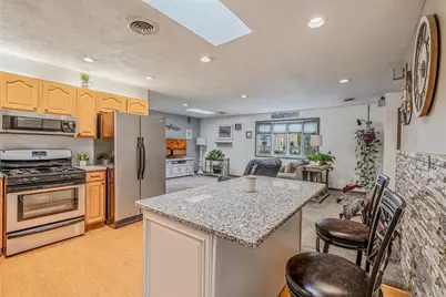 165 Oakdale Ave, Pittsburgh, PA 15234 - Photo 7