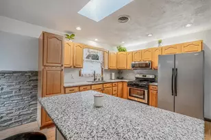 165 Oakdale Ave, Pittsburgh, PA 15234 - Photo 9