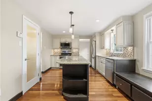 135 Pinehurst Dr, Economy, PA 15042 - Photo 11