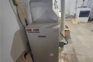 12 E Meyers St, Pittsburgh, PA 15210 - Photo 27