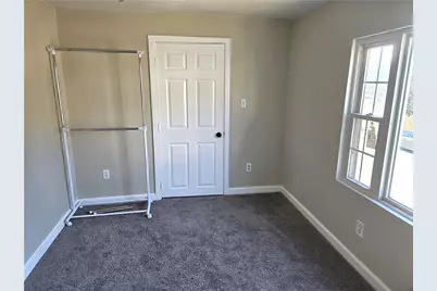 12 E Meyers St, Pittsburgh, PA 15210 - Photo 17