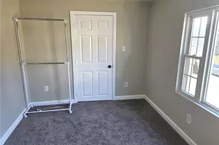 12 E Meyers St, Pittsburgh, PA 15210 - Photo 17