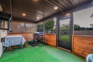 954 Ellen Dr, Pittsburgh, PA 15227 - Photo 33