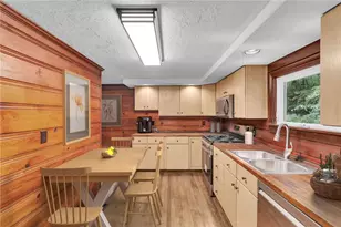 155 Harrold St, Hempfield Township, PA 15644 - Photo 17