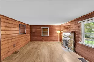 155 Harrold St, Hempfield Township, PA 15644 - Photo 11