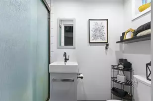 108 W Marshall Dr, Pittsburgh, PA 15215 - Photo 17