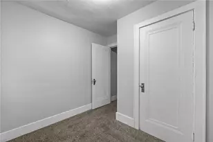 2923-2925 Brownsville Rd, Pittsburgh, PA 15227 - Photo 9