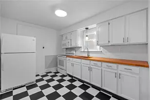 2923-2925 Brownsville Rd, Pittsburgh, PA 15227 - Photo 3